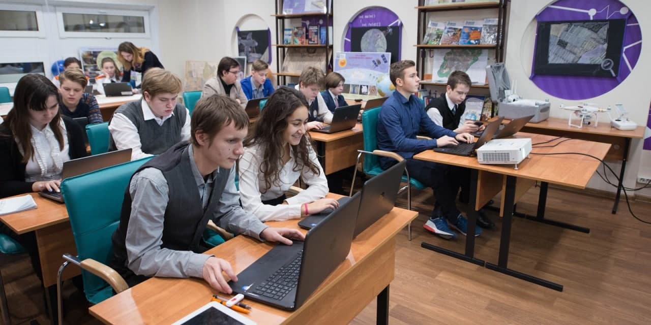Московские студенты возвращаются к очному обучению 8 февраля